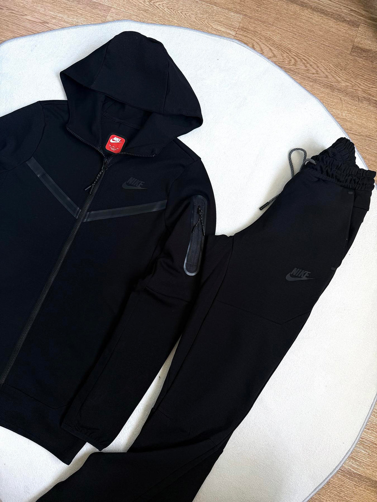 Спортивний костюм Nike Tech Fleece чорний