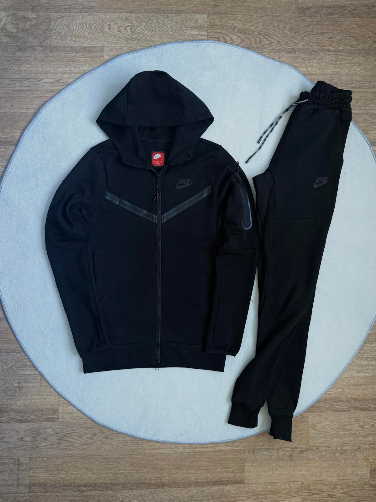 Спортивний костюм Nike Tech Fleece чорний