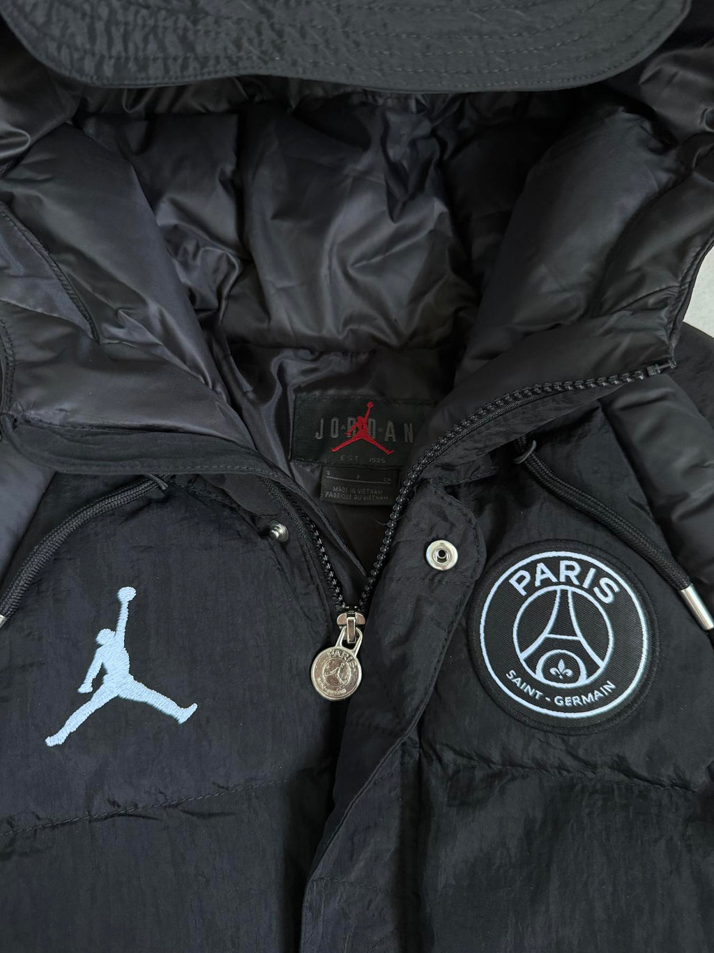 Пуховик JORDAN × PSG PUFFER JACKET