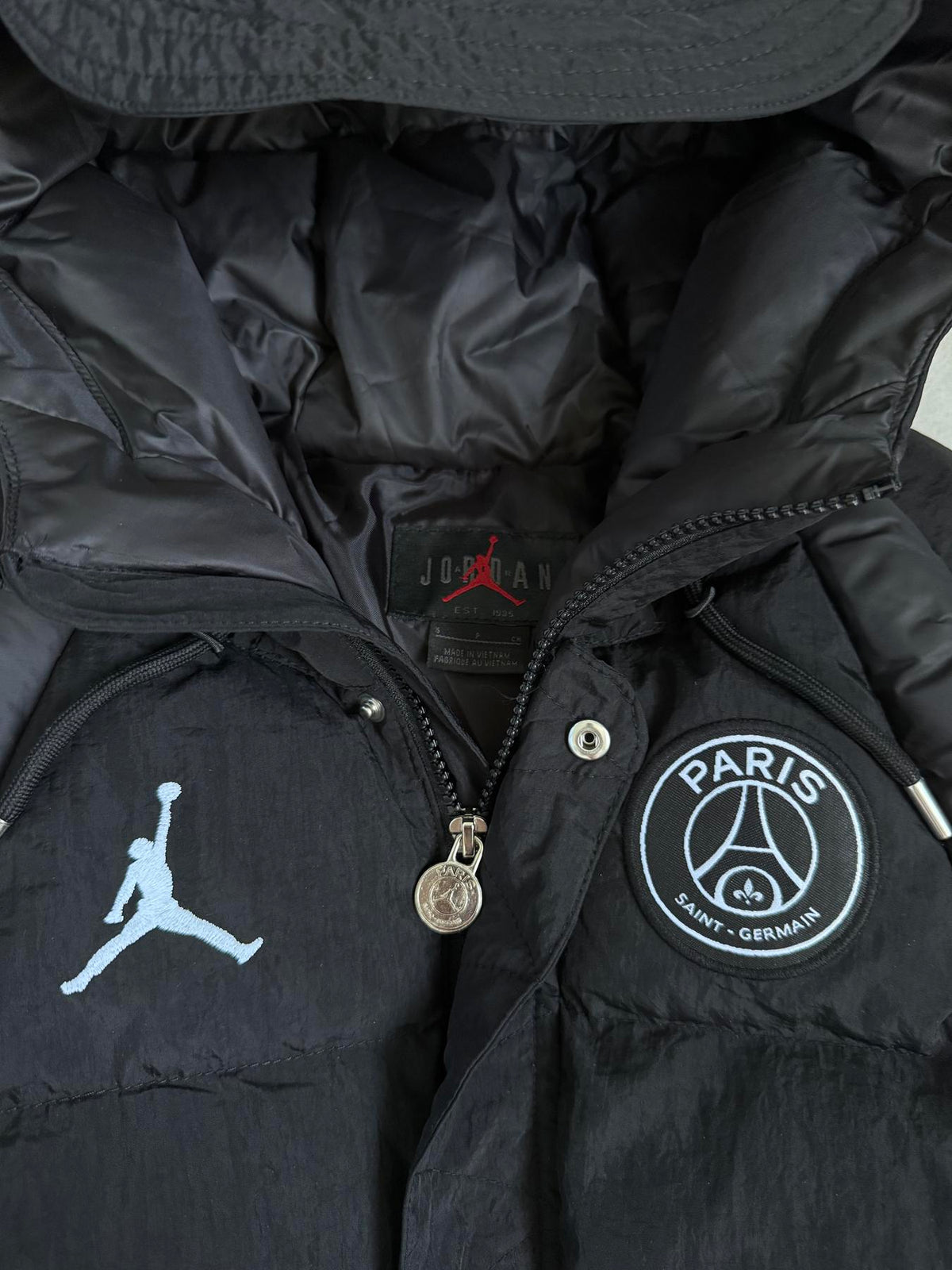 Пуховик JORDAN × PSG PUFFER JACKET