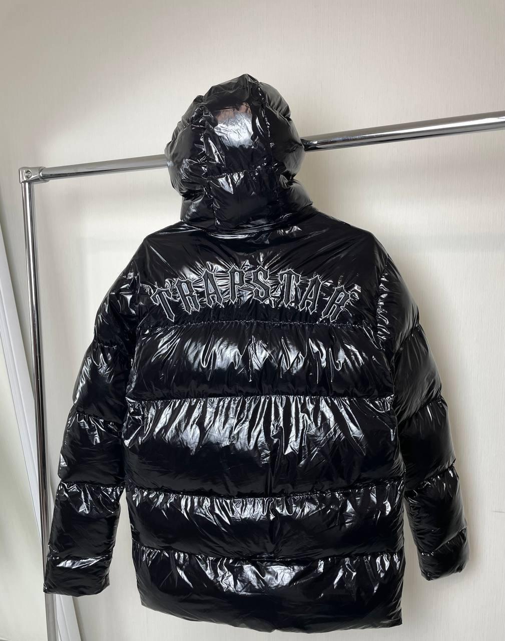 Глянцева куртка Trapstar
