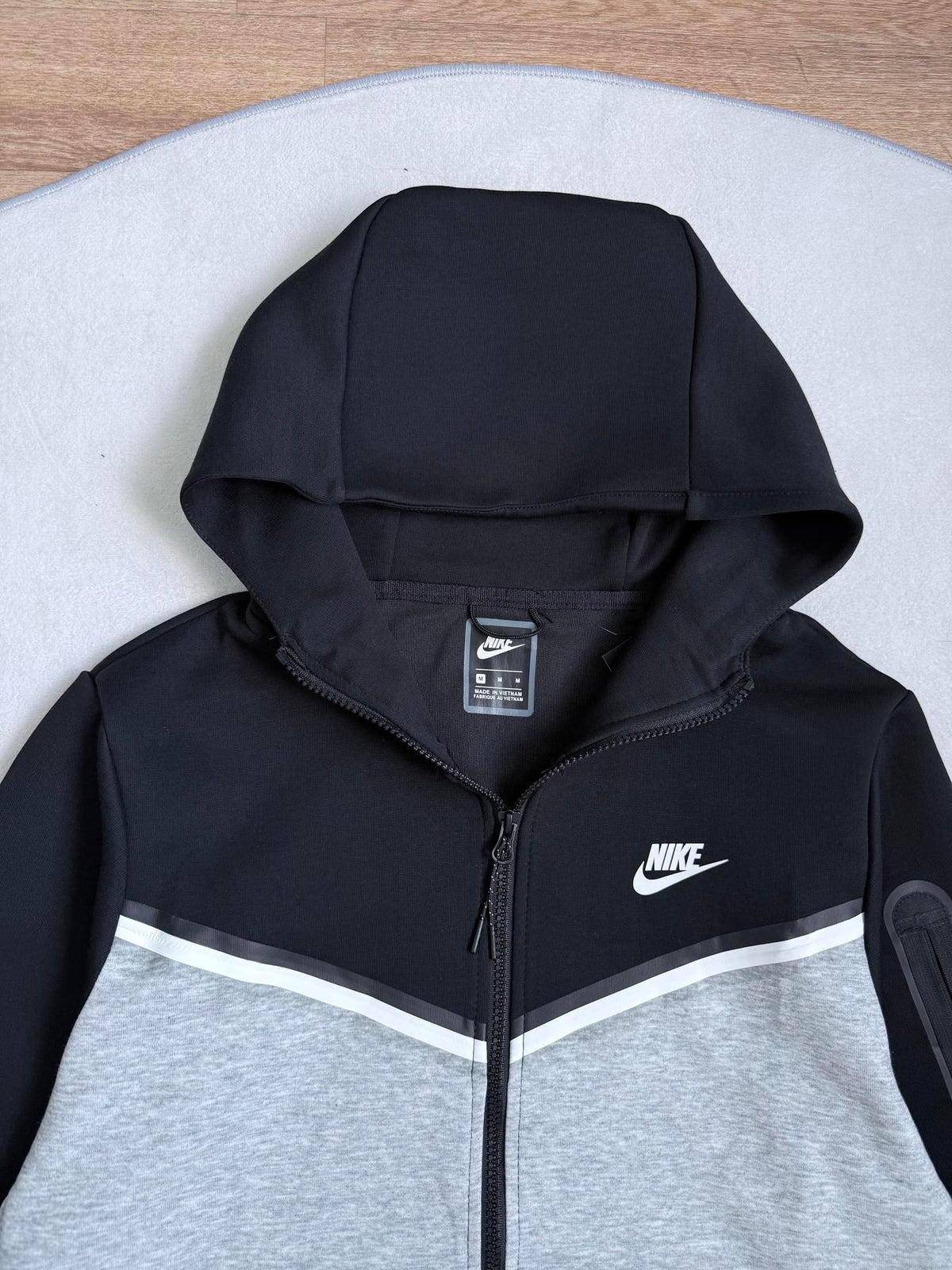 Зіп-худі чорно-сіре Nike Tech Flecce